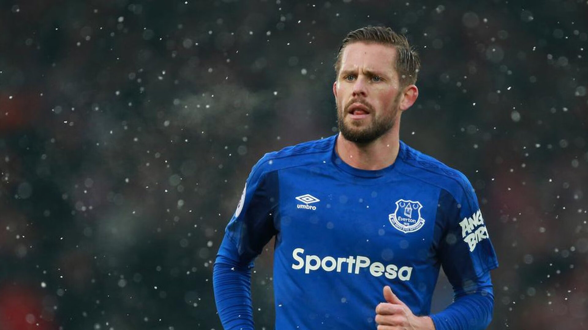 ky体育娱乐-西甲夜战精彩纷呈，战术优化带来无限可能，西甲比赛时间日期